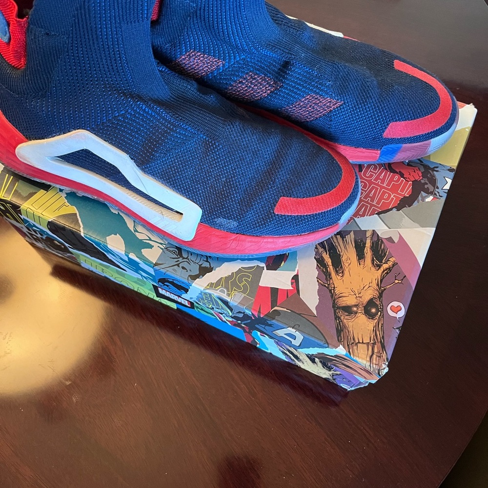 Size 8 Adidas N3xt L3V3L x Marvel Heroes Among Us : Caption America 2019